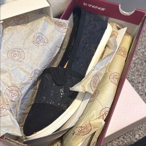 SO Black Lace Slip-On Shoes